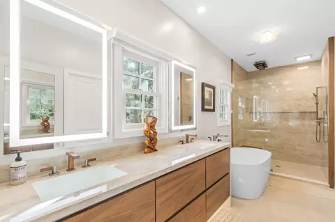 Bath - 872 Ocean Palm Way, Saint Augustine, FL 32080 photo 1 of 6