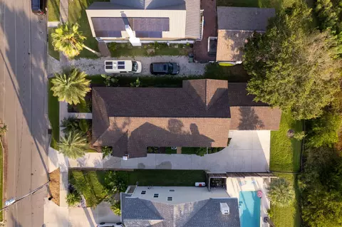 Exterior - 34 E Park Ave, Saint Augustine, FL 32084 photo 11 of 11