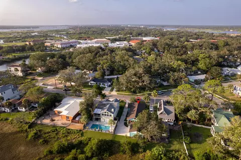 View/Area - 34 E Park Ave, Saint Augustine, FL 32084 photo 3 of 5