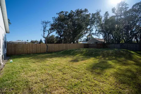 4663 Sixth Ave, Saint Augustine, FL 32095 photo 2