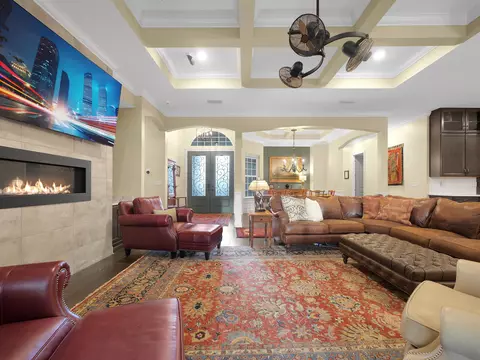 Living - 372 Sophia Ter, Saint Augustine, FL 32095 photo 3 of 6