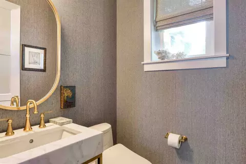 Bath - 957 Deer Hammock Cir, Saint Augustine, FL 32080 photo 2 of 7