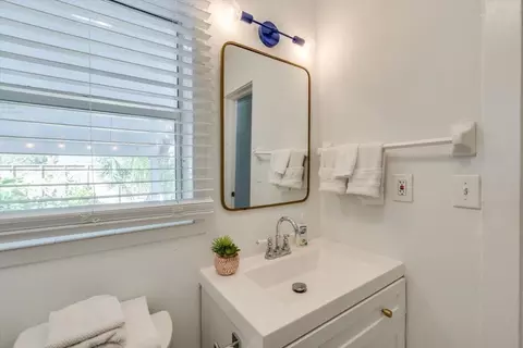 Bath - 304 Flagler Blvd, Saint Augustine, FL 32080 photo 3 of 5