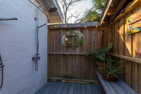 Exterior - 304 Flagler Blvd, Saint Augustine, FL 32080 photo 8 of 12