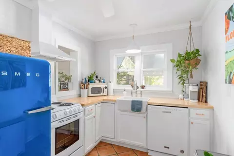 Kitchen - 304 Flagler Blvd, Saint Augustine, FL 32080 photo 1 of 4