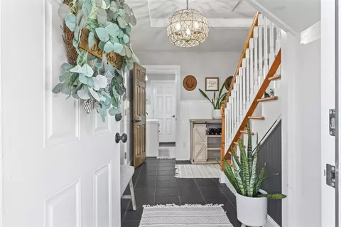 Entry Way - 501 13th St, Saint Augustine, FL 32084 photo 1 of 4