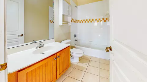 Bath - 296 Moses Creek Blvd, Saint Augustine, FL 32086 photo 3 of 3