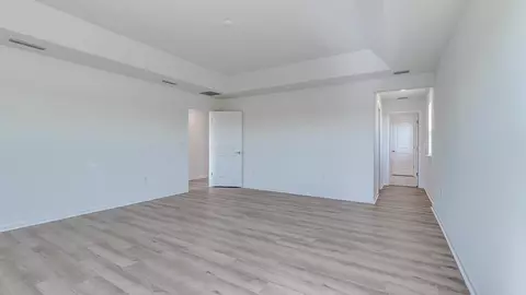 Living - 85 Santos Ln, Saint Augustine, FL 32086 photo 2 of 3