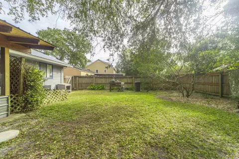 Exterior - 311 B St, Saint Augustine Beach, FL 32080 photo 2 of 3