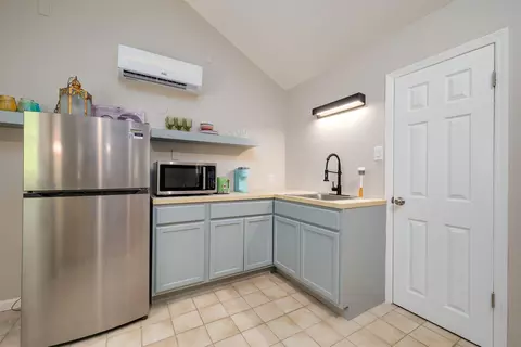 Kitchen - 2535 Hydrangea St, Saint Augustine, FL 32080 photo 5 of 5