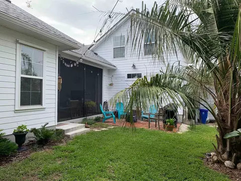 Exterior - 74 Aloha Cir, Saint Augustine, FL 32080 photo 7 of 11