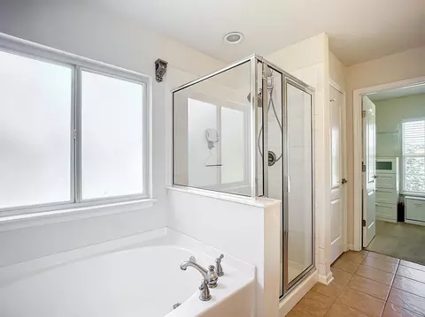 Bath - 272 Brantley Harbor Dr, Saint Augustine, FL 32086 photo 5 of 6