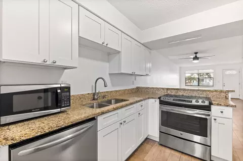 129 Rio Del Mar St #B, Saint Augustine, FL 32080 photo 11