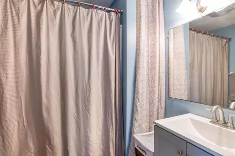 Bath - 133 Blanco St, Saint Augustine, FL 32084 photo 2 of 2