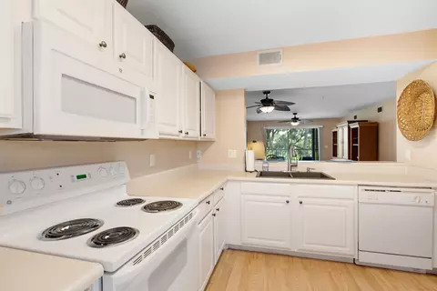 210 16th St #H, Saint Augustine Beach, FL 32080 photo 7