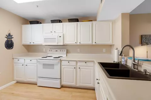 210 16th St #H, Saint Augustine Beach, FL 32080 photo 6