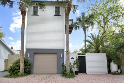 Exterior - 62 Saragossa St, Saint Augustine, FL 32084 photo 12 of 33