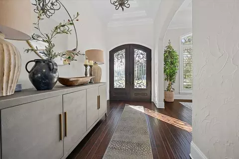 Entry Way - 172 Hickory Hill Dr, Saint Augustine, FL 32095 photo 1 of 2