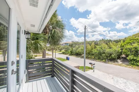 Exterior - 5348 Pelican Way, Saint Augustine, FL 32080 photo 2 of 9