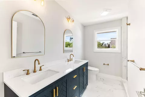 Bath - 5348 Pelican Way, Saint Augustine, FL 32080 photo 1 of 4