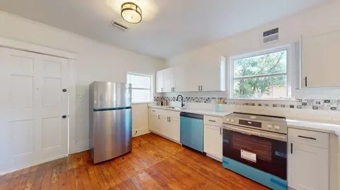 Kitchen - 33 Palmer St, Saint Augustine, FL 32084 photo 5 of 6