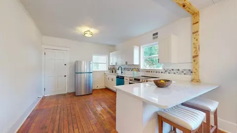 Kitchen - 33 Palmer St, Saint Augustine, FL 32084 photo 2 of 6