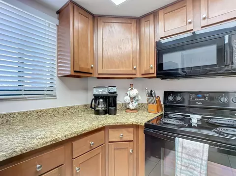 Kitchen - 4250 A1a S D26 #D26, Saint Augustine, FL 32080 photo 3 of 4