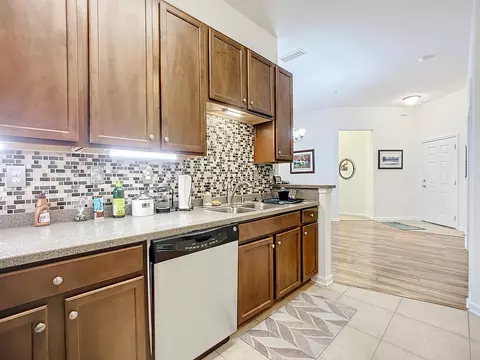 Kitchen - 309 Golden Lake Loop, Saint Augustine, FL 32084 photo 4 of 4