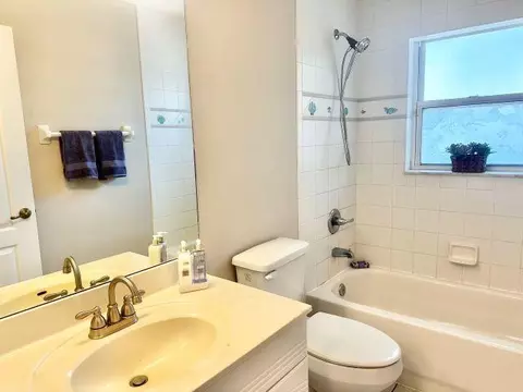Bath - 112 Mickler Blvd, Saint Augustine, FL 32080 photo 3 of 3