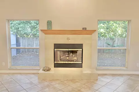 Living - 112 Mickler Blvd, Saint Augustine, FL 32080 photo 5 of 5