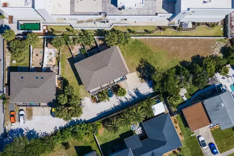 Exterior - 2770 W Loja St Apt 4 5 6 #4, 5 & 6, Saint Augustine, FL 32084 photo 22 of 24