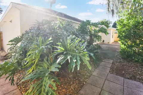 Exterior - 244 River Island Cir, Saint Augustine, FL 32095 photo 7 of 10