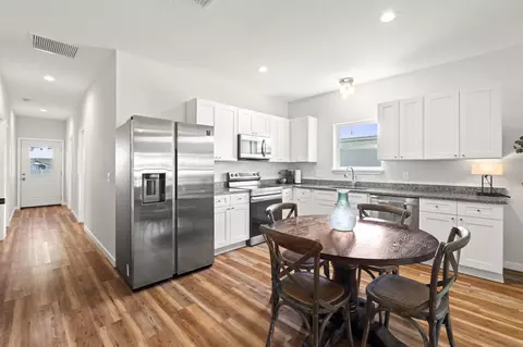 Kitchen - 720 Hamilton Ave, Saint Augustine, FL 32084 photo 4 of 5