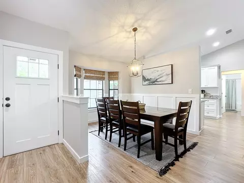 Dining - 136 Pelican Rd, Saint Augustine, FL 32086 photo 1 of 5