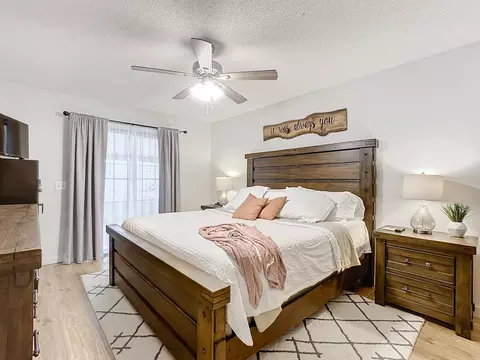 Bedroom - 136 Pelican Rd, Saint Augustine, FL 32086 photo 3 of 9