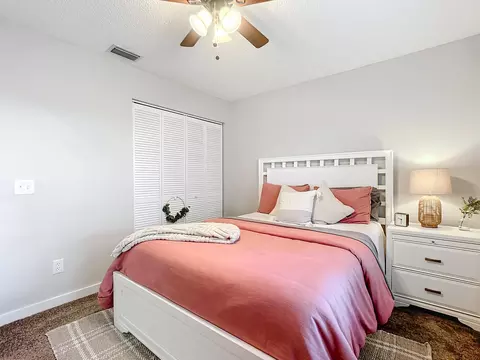 Bedroom - 136 Pelican Rd, Saint Augustine, FL 32086 photo 7 of 9