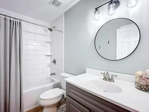 Bath - 136 Pelican Rd, Saint Augustine, FL 32086 photo 3 of 3