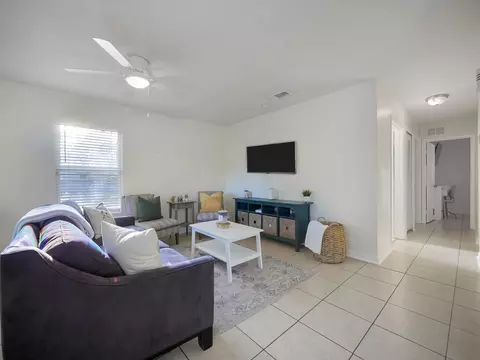 622 Cathedral Pl, Saint Augustine, FL 32084 photo 2
