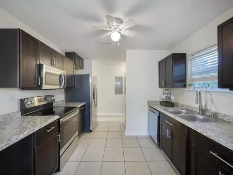 622 Cathedral Pl, Saint Augustine, FL 32084 photo 5