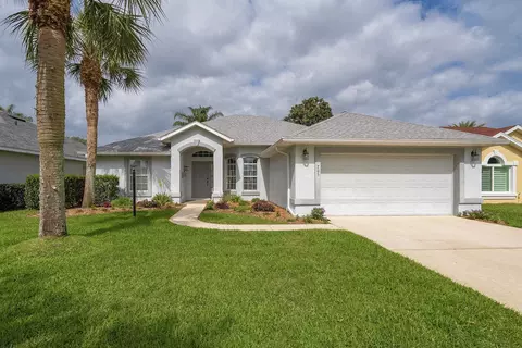 Exterior - 705 Captains Dr, Saint Augustine, FL 32080 photo 3 of 11
