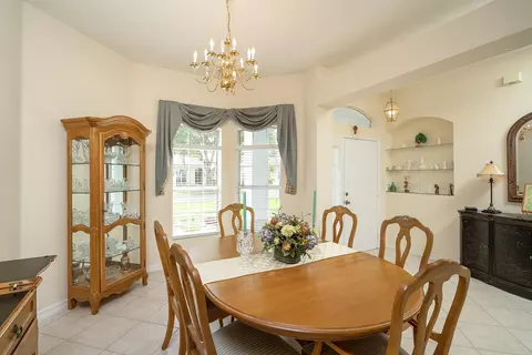 Dining - 705 Captains Dr, Saint Augustine, FL 32080 photo 2 of 4