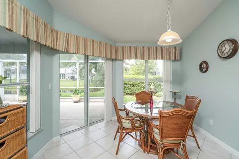 Dining - 705 Captains Dr, Saint Augustine, FL 32080 photo 3 of 4
