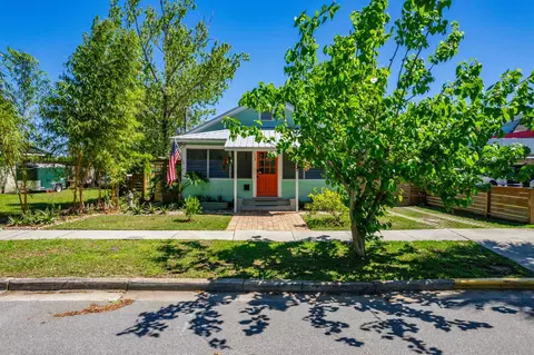 Exterior - 13 Clark St, Saint Augustine, FL 32084 photo 23 of 24