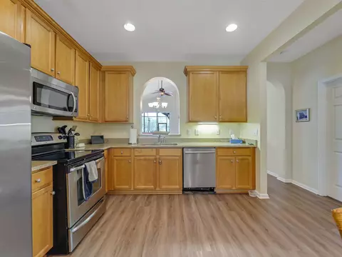 909 Hazeltine Ct, Saint Augustine, FL 32092 photo 3