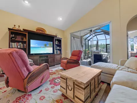 909 Hazeltine Ct, Saint Augustine, FL 32092 photo 7
