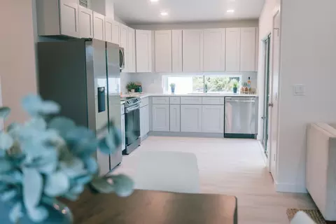 Kitchen - 82 Chapin St, Saint Augustine, FL 32084 photo 1 of 3