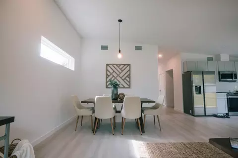 Dining - 82 Chapin St, Saint Augustine, FL 32084 photo 4 of 6