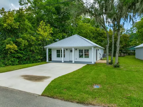 Exterior - 2948 N 7th St, Saint Augustine, FL 32084 photo 5 of 8