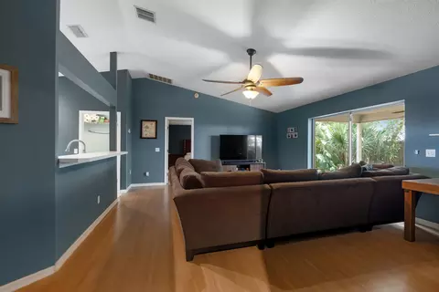 Dining - 5230 Shore Dr, Saint Augustine, FL 32086 photo 1 of 1