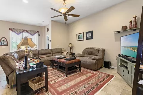 Living - 165 Pullman Cir, Saint Augustine, FL 32084 photo 2 of 2